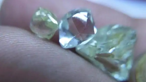 नीलामी के बाद मजदूरों को दिए जाएंगे पैसे