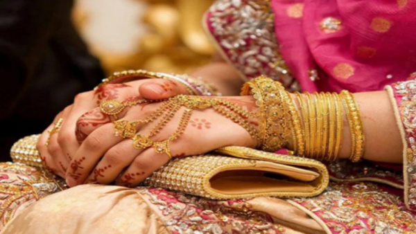 शादी के नाम पर इनको ठगा शादी के नाम पर इनको ठगा