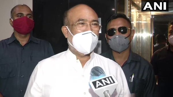 Manipur CM N Biren Singh in delhi with 6 MLAs resigned from congress and want to join BJP Manipur CM N Biren Singh in delhi with 6 MLAs resigned from congress and want to join BJP