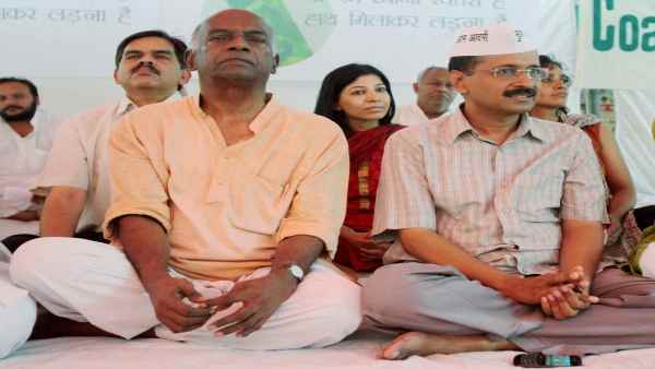 'भविष्य में हिंदुत्व की विचारधारा को लेकर होड़ लगेगी'