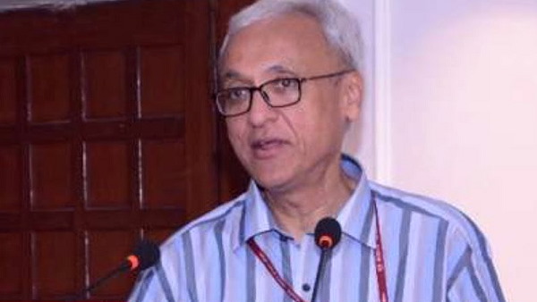 क्या क्या रह चुके हैं मुकीम?