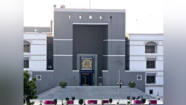 Gujarat high court On mask wearing, direction to govt for fine one to five thousand rupees Gujarat high court On mask wearing, direction to govt for fine one to five thousand rupees