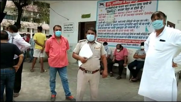 four dead in car truck accident in haryana