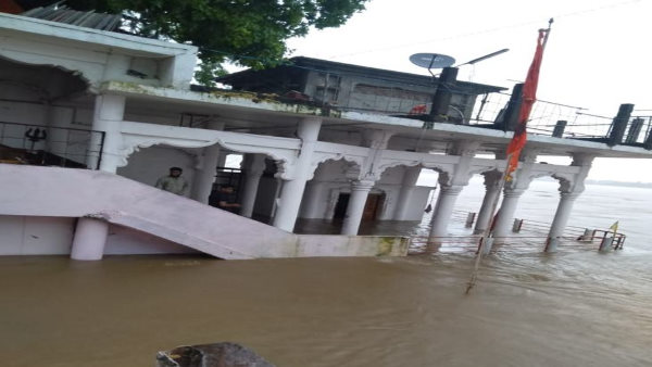 सीएम ने हेलिकॉप्टर से किया निरीक्षण