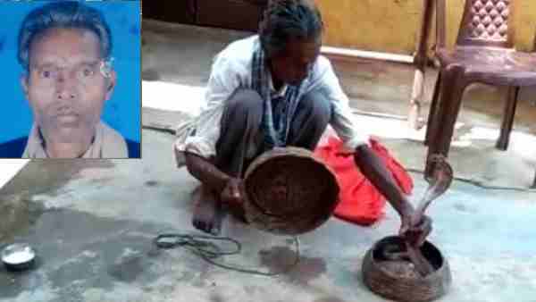 हाथ पर तीन से चार जगह काट लिया था सांप ने