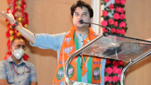  दादी और पिता की तरह जनता का सेवक हूं