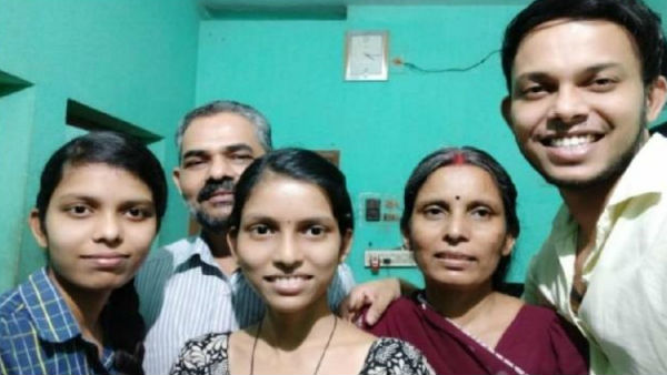 पिता करते हैं मजदूरी पिता करते हैं मजदूरी