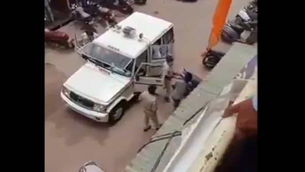 जश्न में फोड़ रहे थे पटाखे