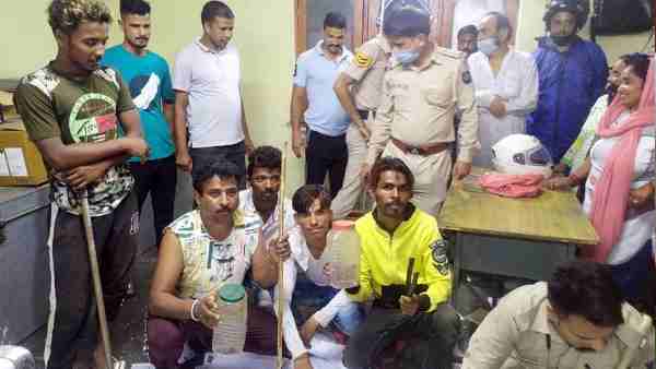 सांप पकड़ने वालों करवाएंगे सम्मानित सांप पकड़ने वालों करवाएंगे सम्मानित