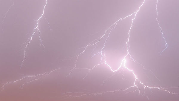 पूर्वोत्तर के राज्यों में भी भारी बारिश का अलर्ट पूर्वोत्तर के राज्यों में भी भारी बारिश का अलर्ट