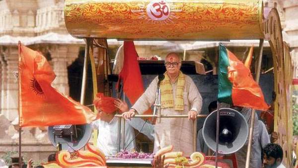 वर्ष 1989 में राम मंदिर आंदोलन से एक राष्ट्रीय पार्टी बनी थी बीजेपी