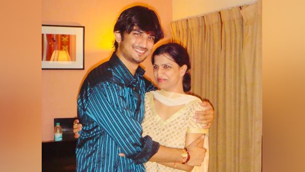 2:- बेसुध हो गईं थी मीतू मासी