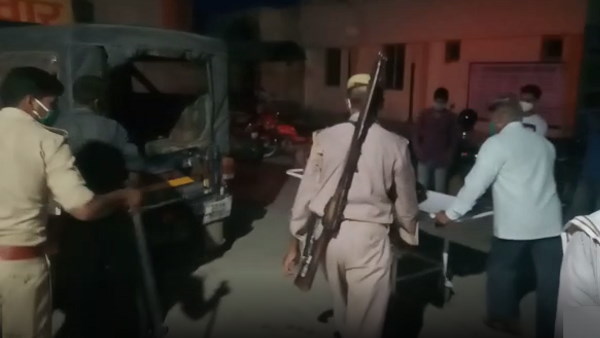 एक-एक कर तीनों को गोली मारी