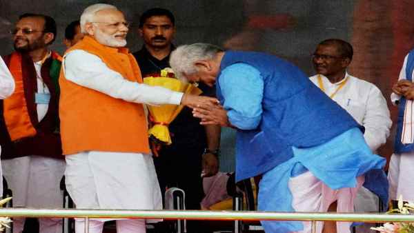 जम्मू-कश्मीर के साथ-साथ बिहार चुनाव पर नजर