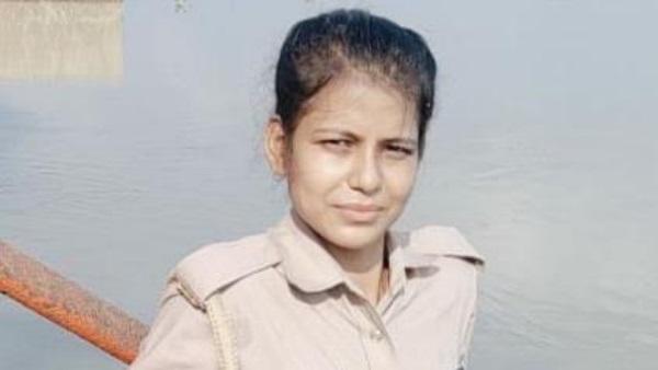 एसपी-एएसपी ने नम आंखों से दिया शव को कंधा