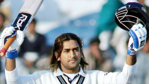 सफेद जर्सी में मनवाया लोहा