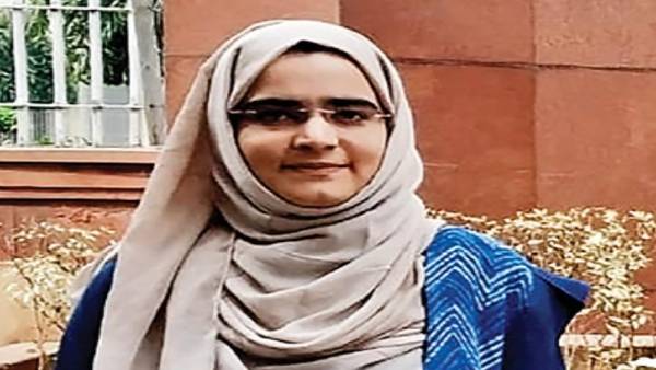 2019 UPSC परिणाम में महज 23 साल की उम्र में IAS चुनी गई नादिया