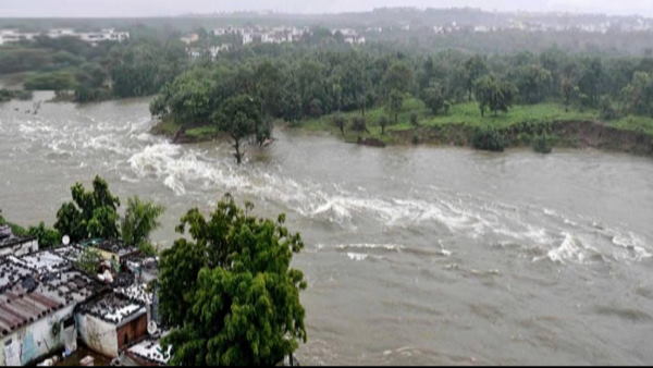 मप्र के 454 गांव-कस्बे बाढ़ की चपेट में