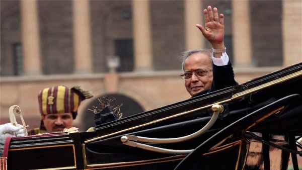 जब प्रणब मुखर्जी ने लगाई थी 'महामहिम' कहने पर रोक