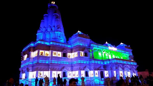 कान्हा जी के जन्मदिवस को लेकर भक्त उत्साहित 