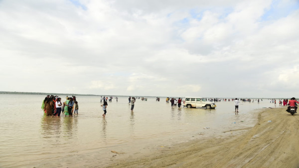  क्यों जाओ गोवा, रेडाणा आओ?