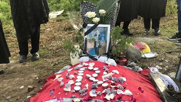 प्यार की कीमत अपनी जान देकर चुकानी पड़ी प्यार की कीमत अपनी जान देकर चुकानी पड़ी