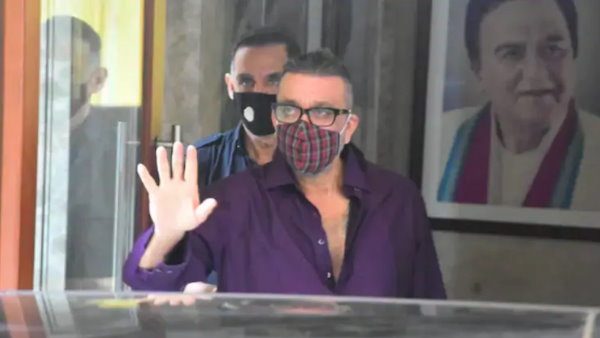 फैन्स संग शेयर की पोस्ट फैन्स संग शेयर की पोस्ट