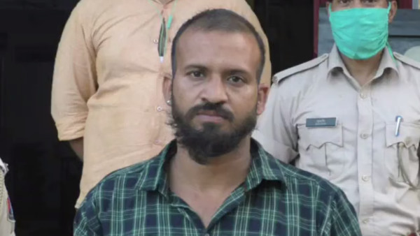 आगरा के शमसाबाद का रहने वाला है आशीष