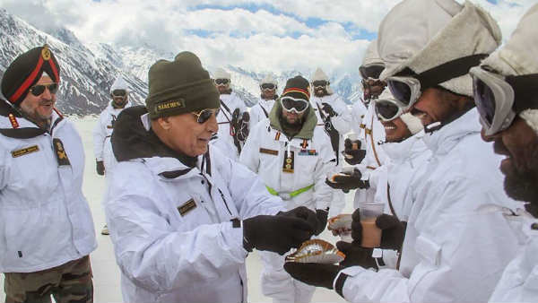 पेट्रोलिंग प्‍वाइंट्स ढंक जाते हैं बर्फ से 