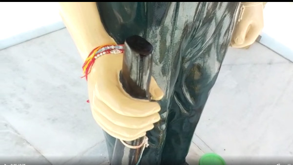 भाई की बातें याद कर आंखें होतीं नम भाई की बातें याद कर आंखें होतीं नम