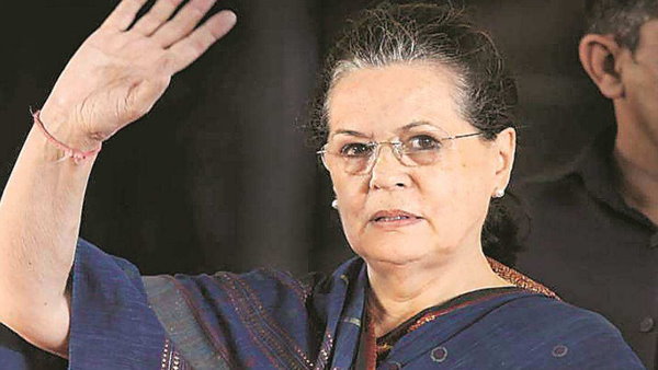 चिट्ठी लिखने वाले कांग्रेस नेताओं को बड़ा झटका