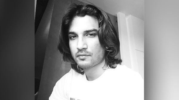 'उनकी आंखों के नीचे काले घेरे थे' 'उनकी आंखों के नीचे काले घेरे थे'