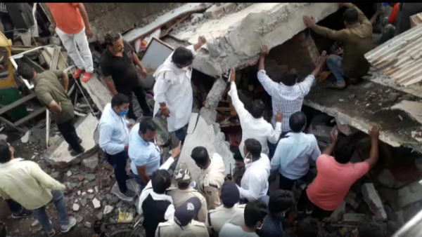 Three-storey building collapsed in Dewas Madhya Pradesh Three-storey building collapsed in Dewas Madhya Pradesh