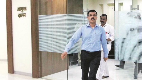 15 साल की नौकरी में 15 ट्रांसफर