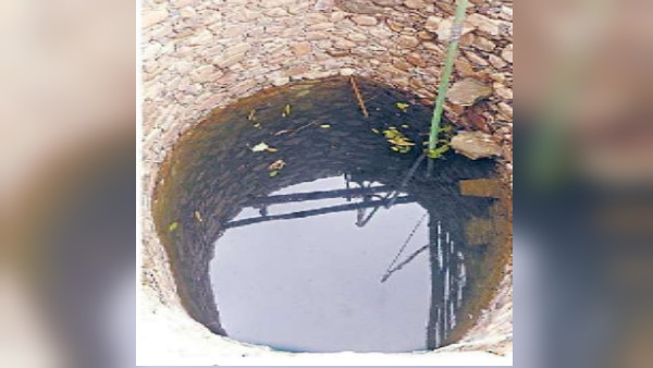  25 फीट गहराई पर आ गया पानी