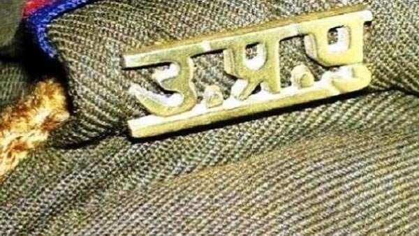 'आईएएस अफसर की पत्नी से भी पति के संबंध'