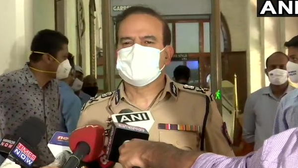 मुंबई पुलिस कमिश्नर ने कहा- अभी कॉपी नहीं मिली