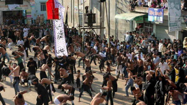 करबला में बेदर्दी से कत्ल किए गए हुसैन