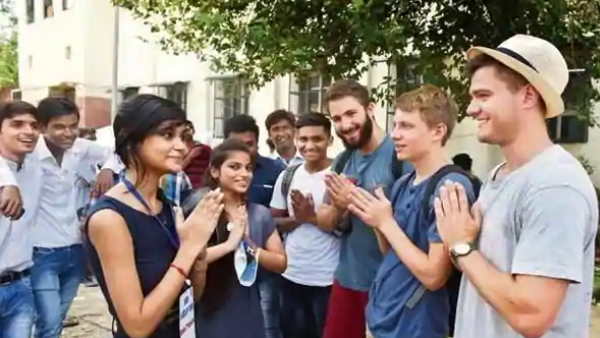 2019 में अमेरिका के कुल विदेशी छात्रों में से 48 फीसदी भारत और चीन के: रिपोर्ट