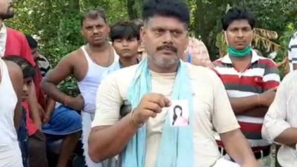 लड़की का हाथ-पैर बांधकर ले गए बदमाश