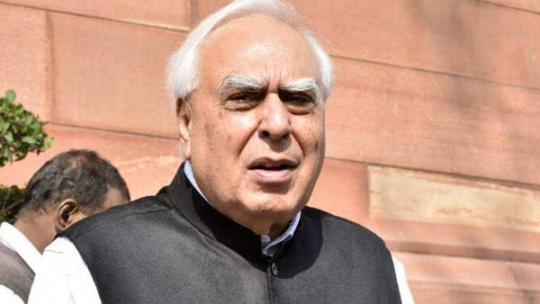 सिब्बल ने किया ट्वीट