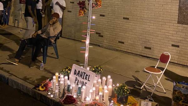 पुलिस ने अपने बचाव में क्या कहा?