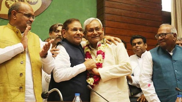 नीतीश से मेल और फिर तकरार