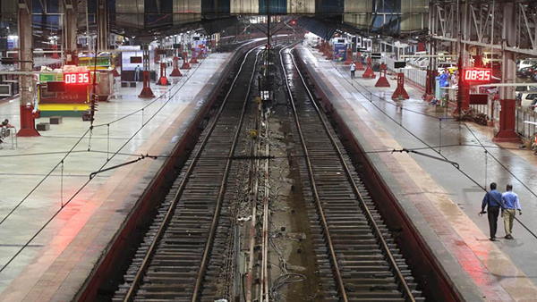 Automatic Luggage Scanner machine setup at gujarats Railway Stations Automatic Luggage Scanner machine setup at gujarats Railway Stations