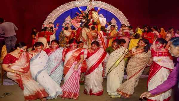 लोकप्रिय गायकों और संगीतकारों के कार्यक्रम ऑनलाइन हो सकते हैं 