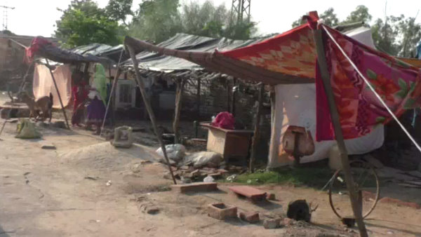 जिंदगी दाने-दाने को मोहताज हो गई