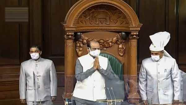 विपक्ष ने स्पीकर के सम्मान में पढ़े कसीदे विपक्ष ने स्पीकर के सम्मान में पढ़े कसीदे