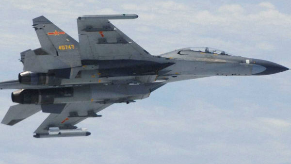 वापस भागे चीनी विमान वापस भागे चीनी विमान