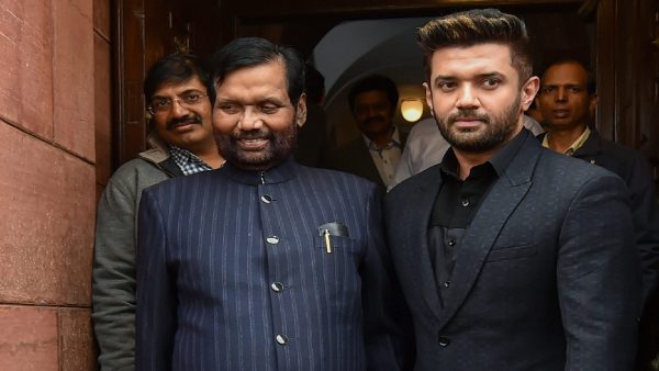 जदयू के जीतन राम मांझी के दोबारा जुड़ने से फेल हुई लीजेपी की रणनीति जदयू के जीतन राम मांझी के दोबारा जुड़ने से फेल हुई लीजेपी की रणनीति