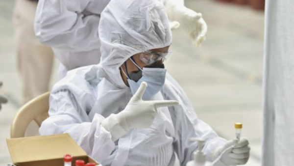 सभी को फ्री में वैक्सीन